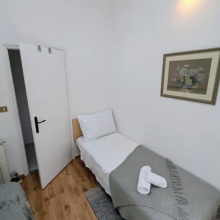 Appartameno Calnova アパート ボドニャン