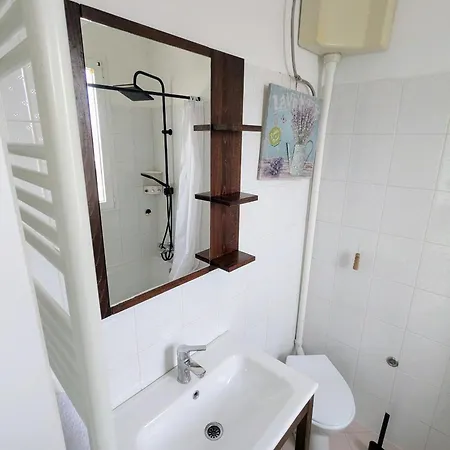 Appartameno Calnova ボドニャン