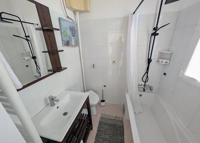 Appartameno Calnova アパート *